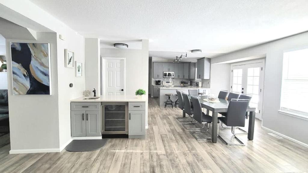 Northglenn House | Modern Home Easy to Downtown-Scenic Trail