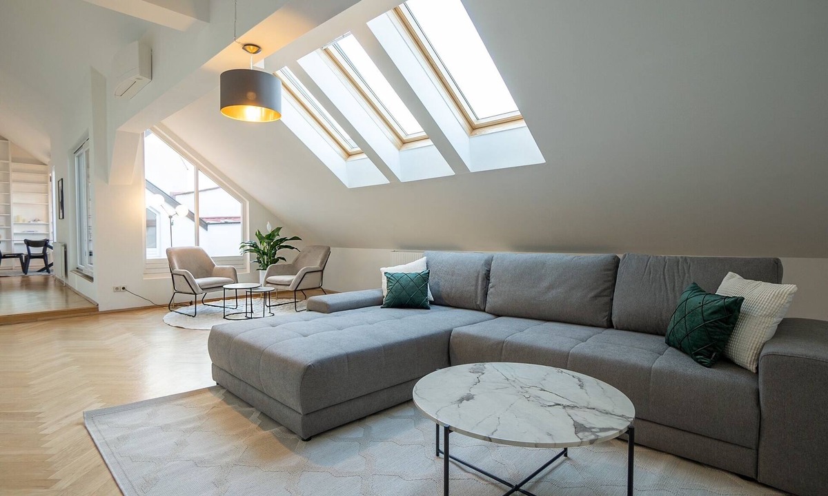 Mariahilf Apartment | Modern Penthouse City Center