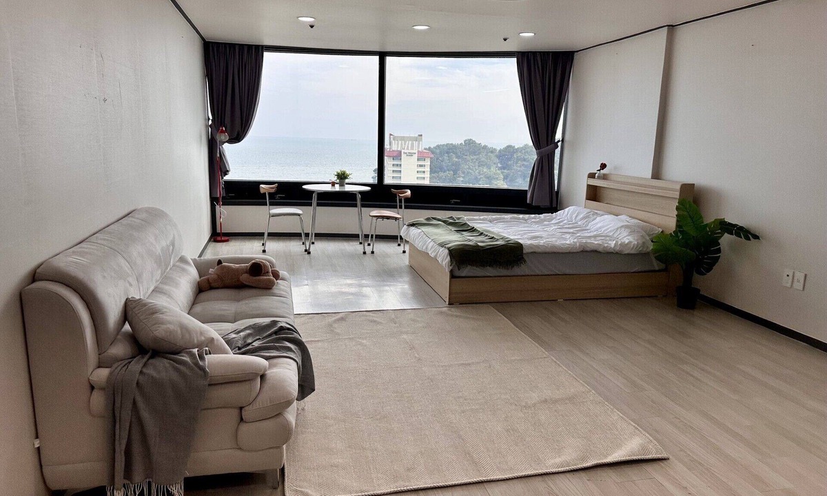 Haeundae Apartment | Modern Studio Retreat in the Heart of Haeundae – Steps from the Beach
