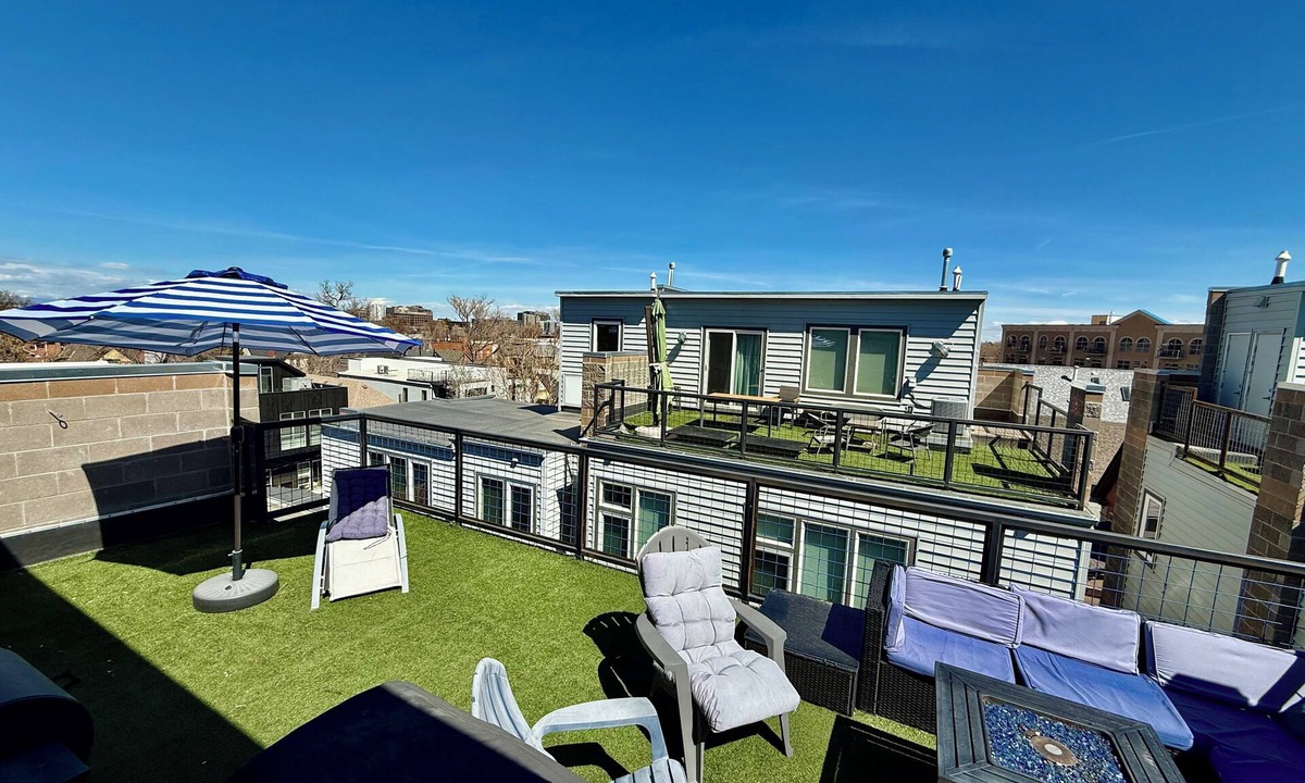 Curtis Park House | Modern townhome w/rooftop patio in RiNo/Five Points, Denver