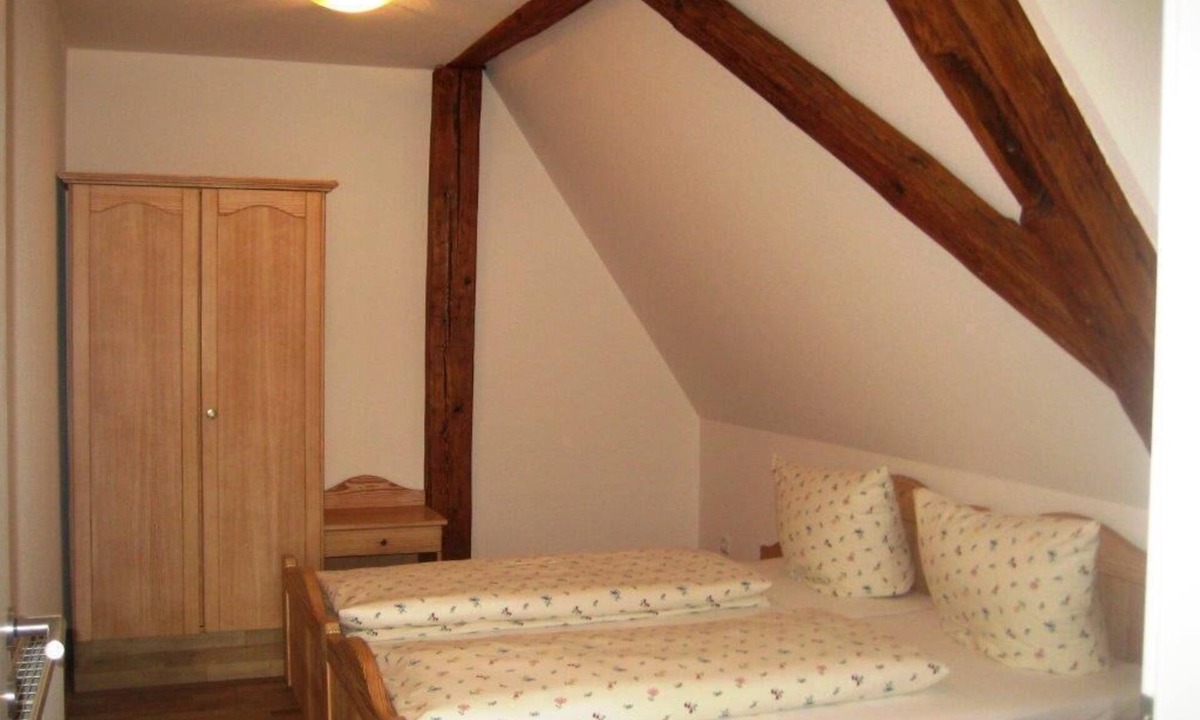 Sommerhausen Apartment | modernes Appartement "Schwarzer Holunder" 50m2 für max. 2 Personen