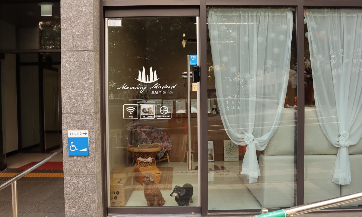 Yeon-dong Apartment | Morning Madrid