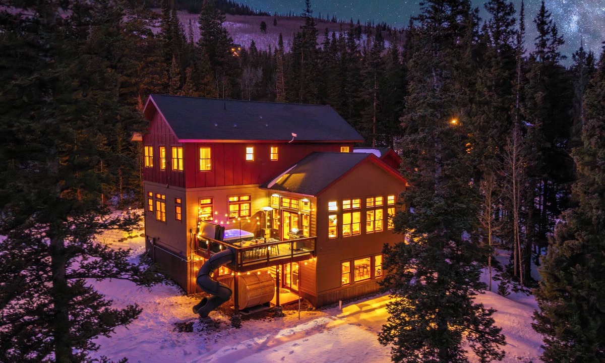 Alma Ski Chalet | Mountain Chalet with Hot Tub & Sauna near Breck