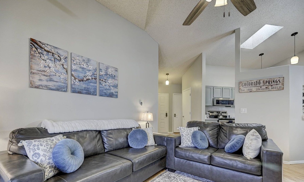 Briargate Condo | Mountain Majesty Manor: Family Adventure Getaway