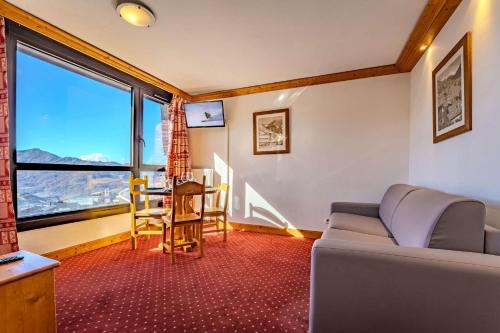 Val-Thorens Apartment | Mountain-View with Ski-In ski Out Stay