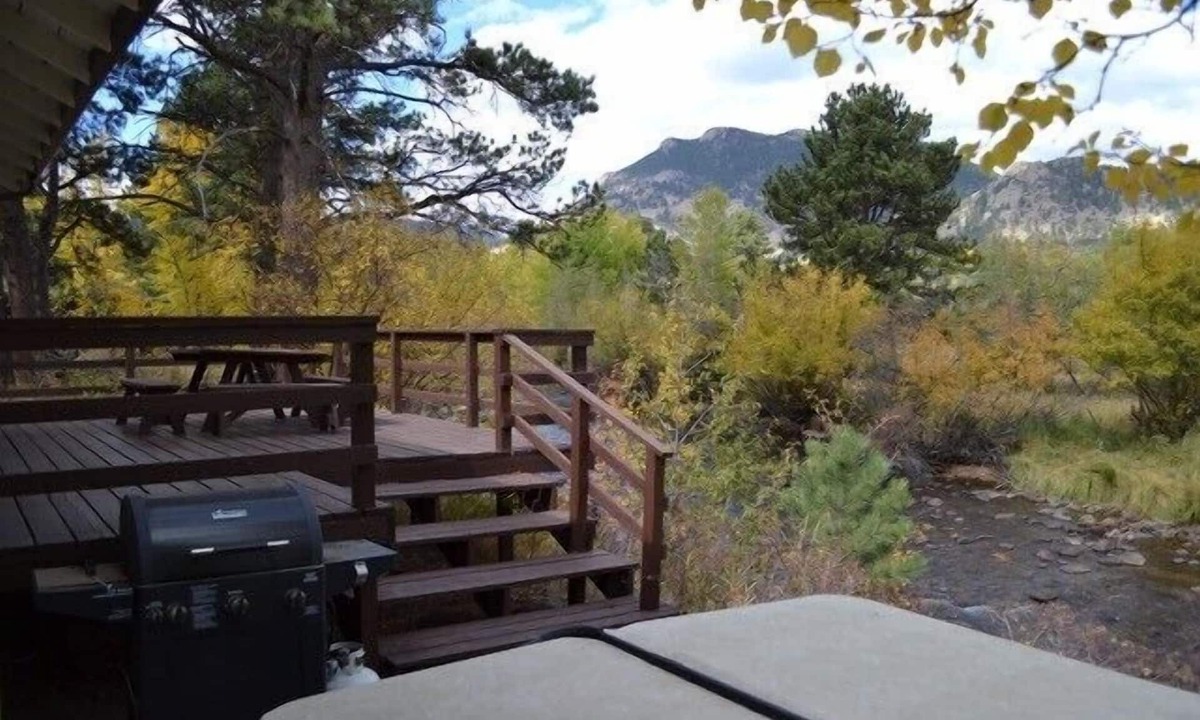 Estes Park Cabin | Murphy's Riverside Cottage – Vintage Cabin on the River, Mtn Views – 20-NCD0227