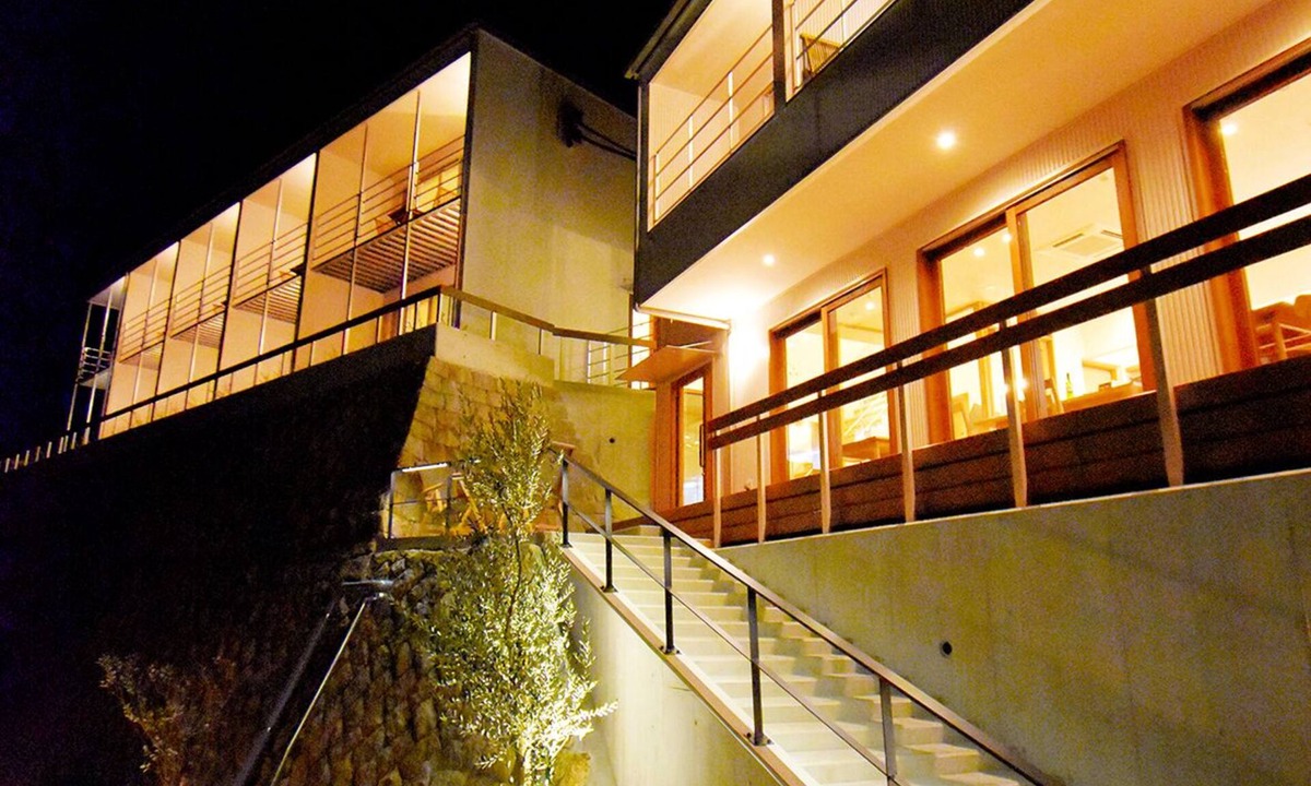 Miyanoura Hotel | MY LODGE Naoshima