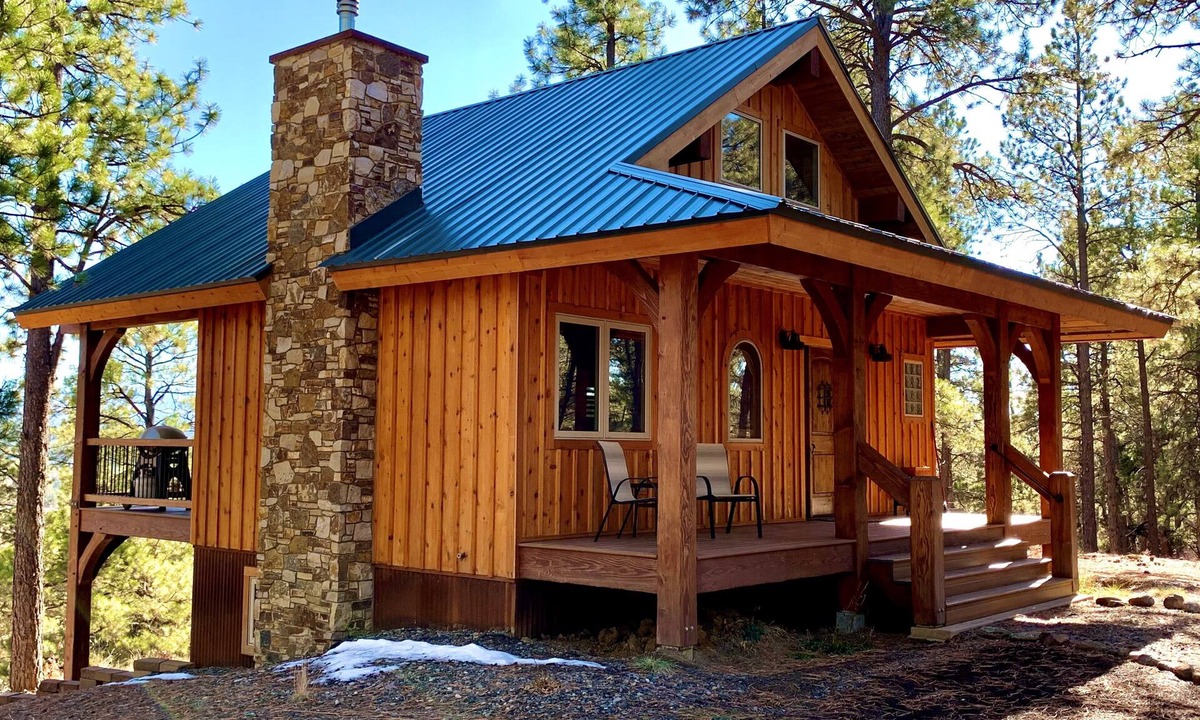 Pagosa Springs House | Nestled-in-pines, sooth-your-soul custom home with an incredible mountain view.