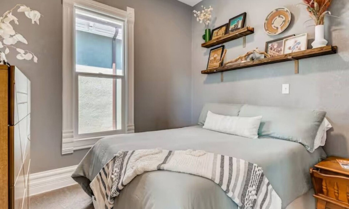 Jefferson Park House | New! Cheerful 3-bedroom home walk to Empower Field