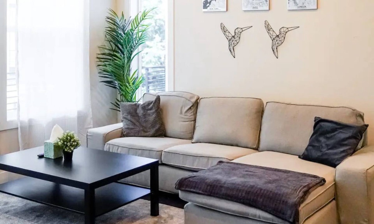Centennial House | NEW! Modern 4 Level Home - 25 Minutes To DT Denver