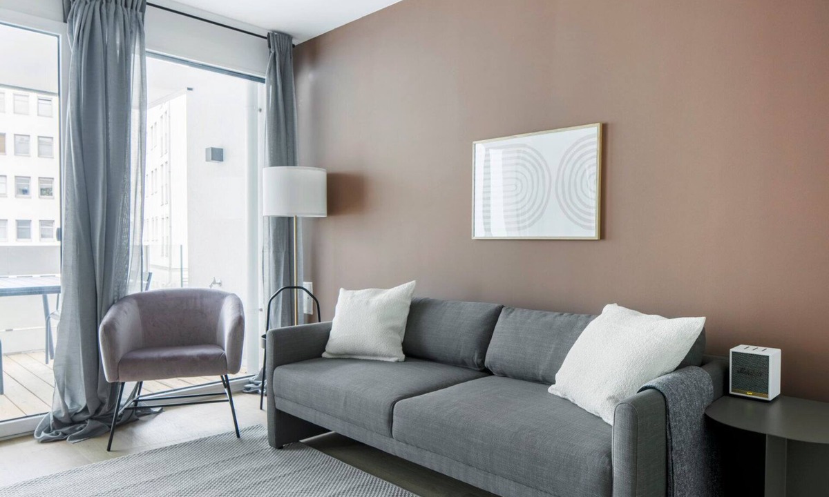 Mariahilf Apartment | New Reno Innere Stadt 1BR w/Balcony & Elevator, nr Metro, by Blueground