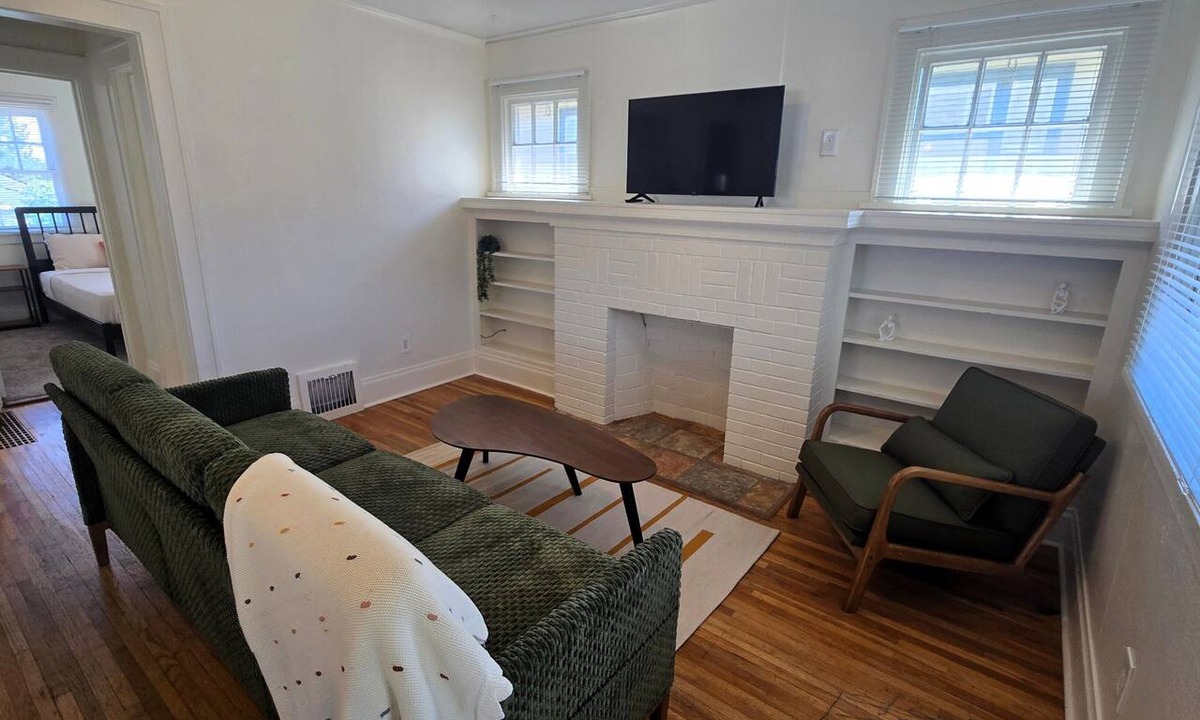Greeley House | New UNC Cottage w/Kids' Playroom - Go Bears!