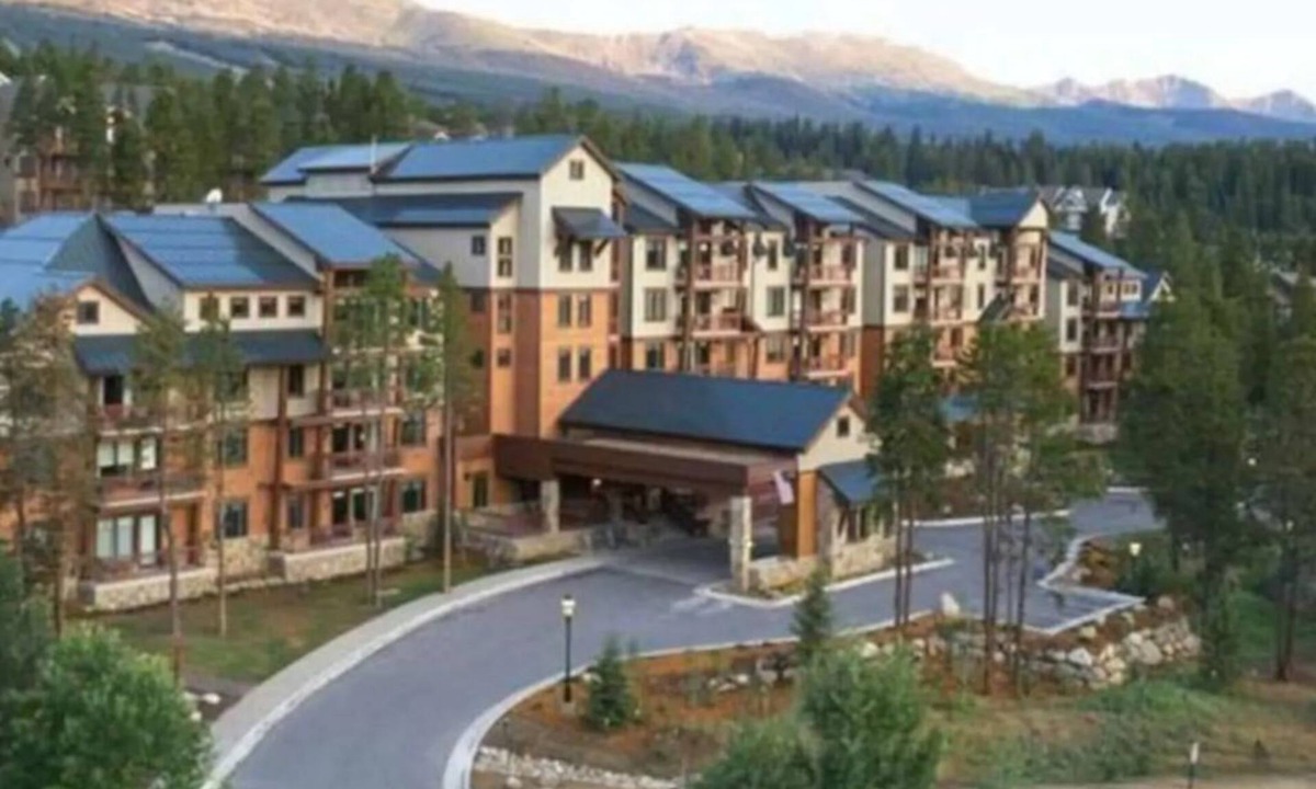 Four O'Clock Resort | -New Year Ski Week, 2BR/2BA, Valdoro Mountain Lodge, Breckenridge, Colorado