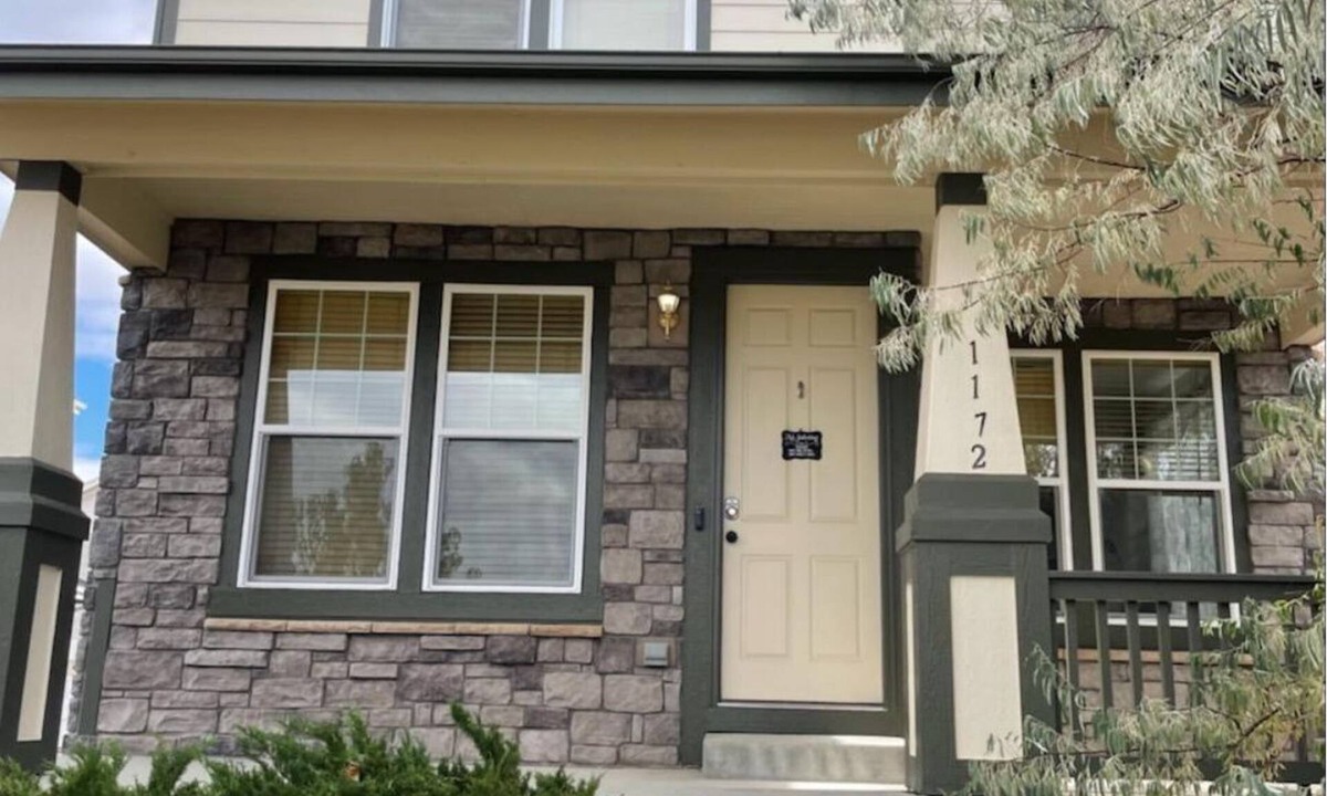 Aurora House | Newer Single family home, close to DIA, Denver VA and Anschutz