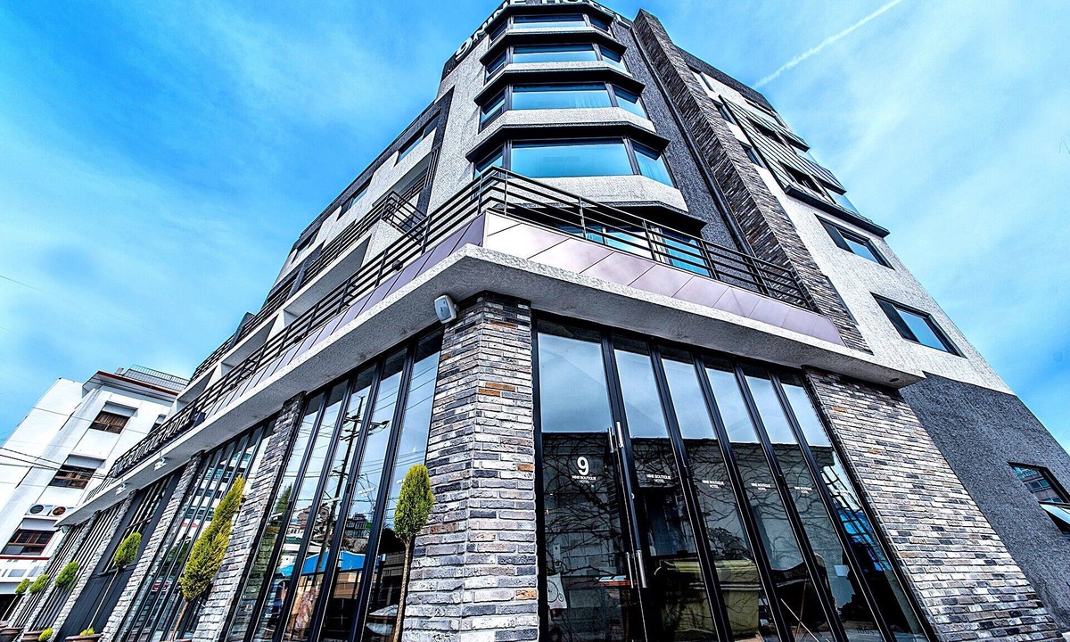 Songsan-dong Hotel | Nine Boutique Hotel