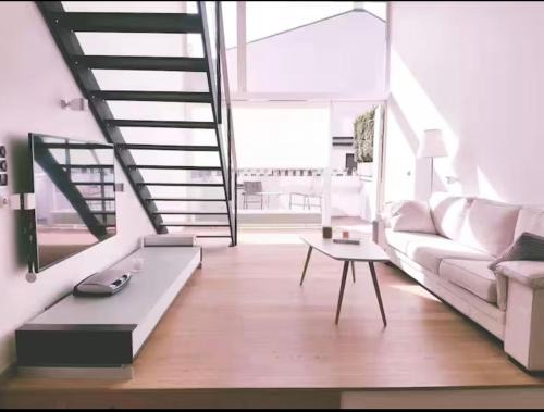 Tatari Apartment | Northern style loft in the heart of the city