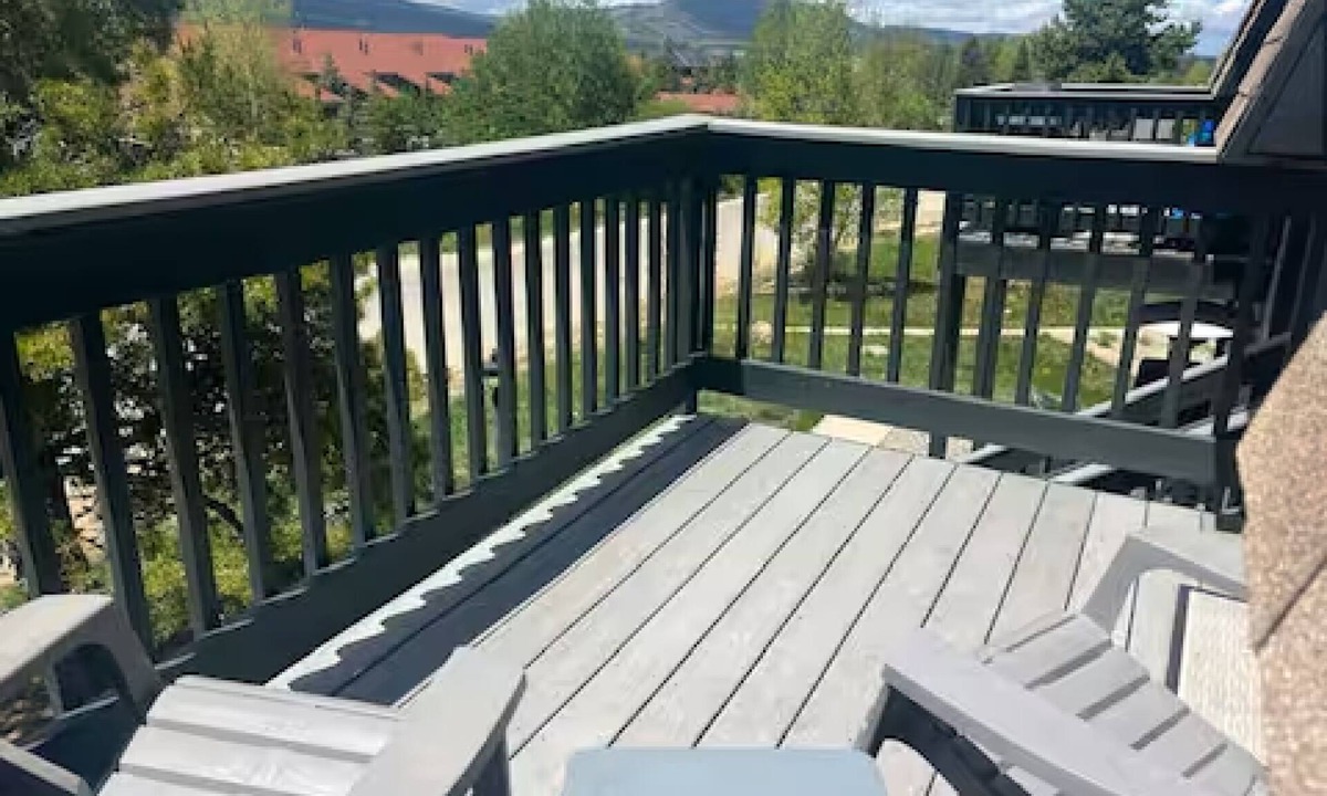 Rendezvous Condo | OG Meadowridge Condo w/fireplace, mountain views + Club w/Pool, Hot Tubs