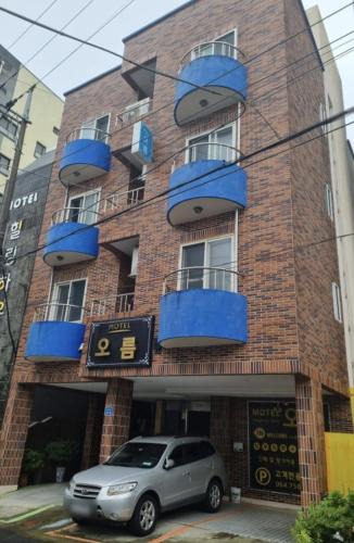Downtown Hotel | Oreum Motel