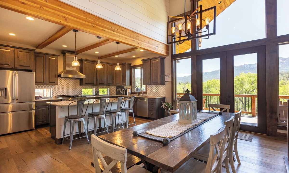 San Juan River Village House | Overlook San Juan River. Close to Wolf Creek, Fishing, Hiking.