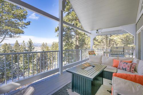 Pagosa Springs House | Pagosa Springs Family Retreat w/Game Room & Views