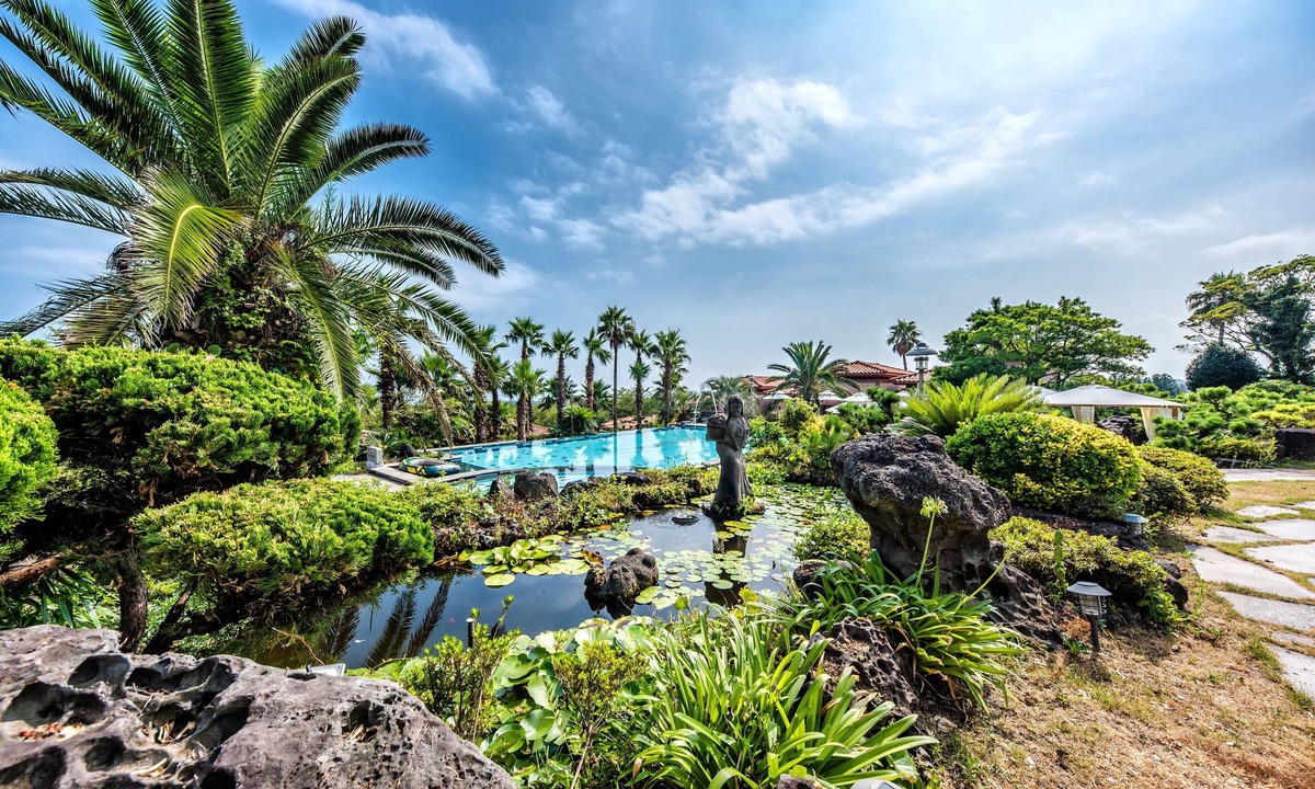 Daecheon-dong Hotel | PalmValley Pool Villa Resort