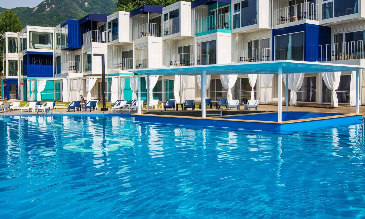 Seorak Hotel | Parotia Water House