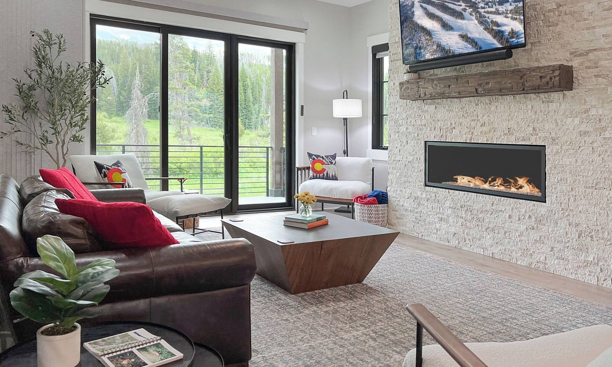 Winter Park Ski Chalet | Pet-friendly chalet w/EV charger & sauna