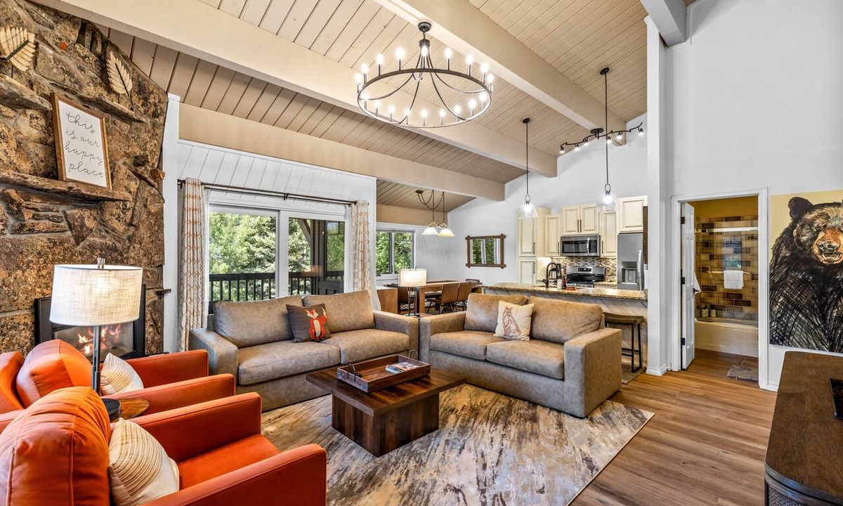 Steamboat Springs Condo | Phoenix 118 4 Bedroom Townhouse by RedAwning