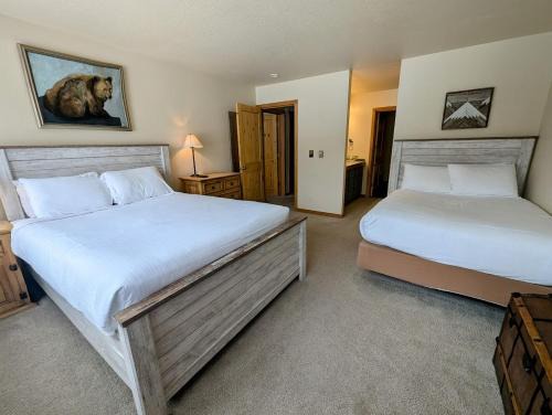 Keystone House | Pines 2167 by SummitCove Lodging in Colorado