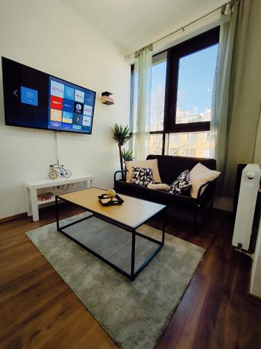 Erdberg Apartment | pretty apartment next to metro station