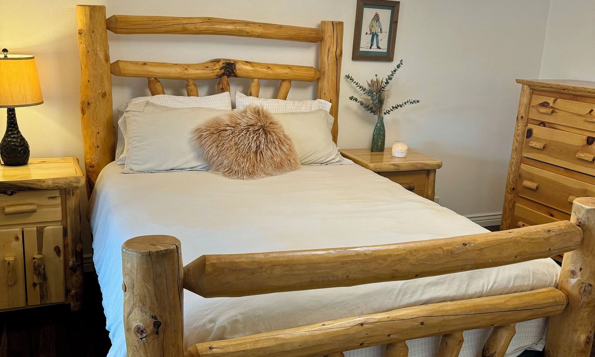 Woodmoor House | Private Suite with Hot Tub - 8 Miles from the Air Force Academy!