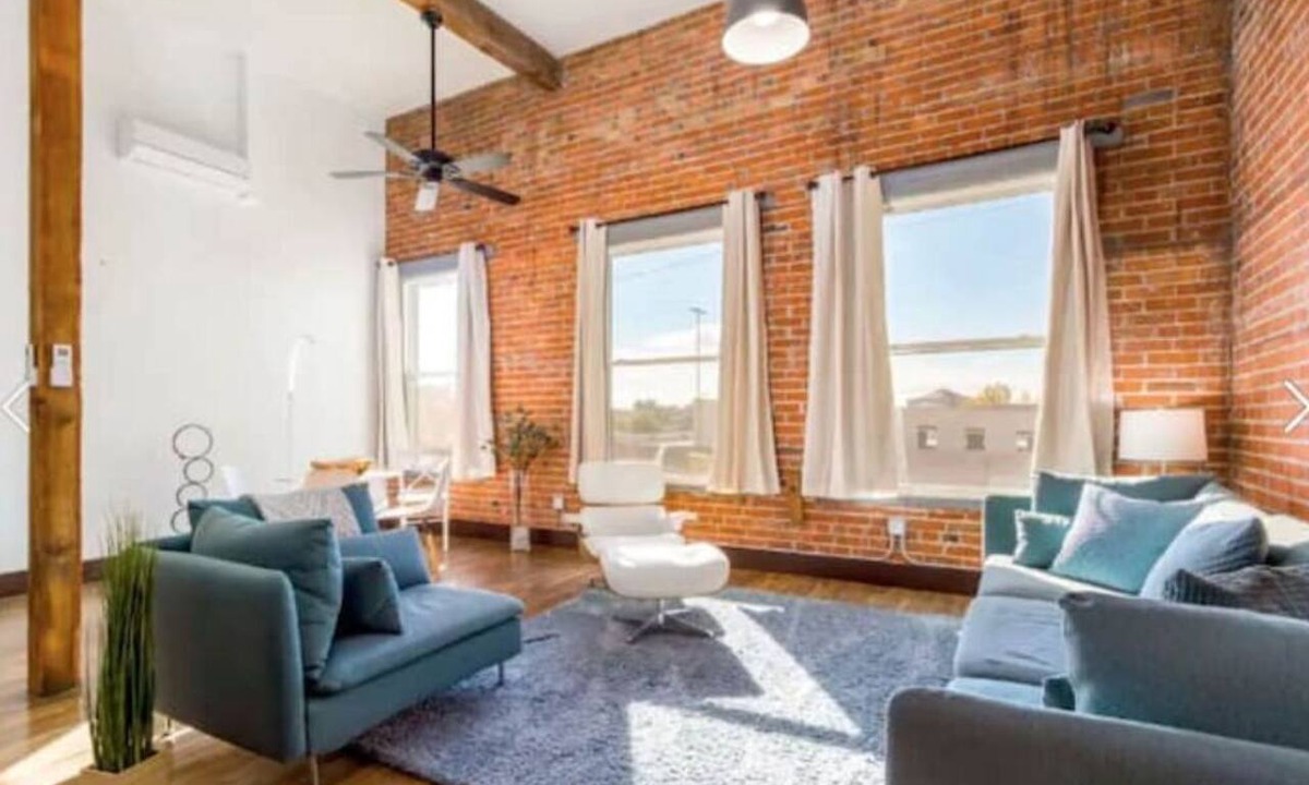 Pueblo Apartment | Pueblo’s Lofty Retreat
