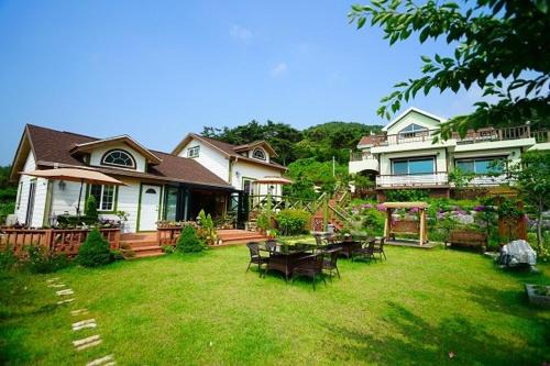 Byeonsan House | Pum-ane Seohaebada-Pension Buan Byeonsanbando