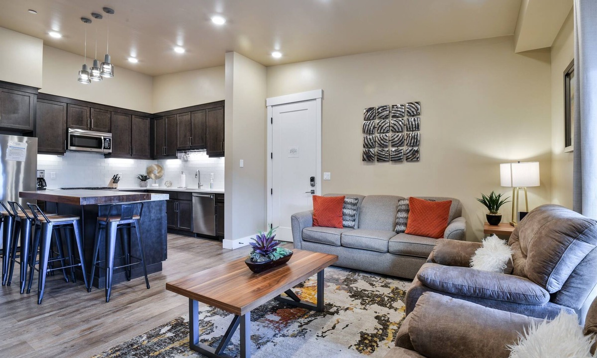 Moab South Valley Condo | Quad C 9-12 Sage Creek Moab - Pool - Hot Tubs