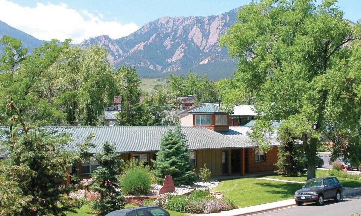Baseline Sub Apartment | Quality Fully Furnished Apartment, All-Inclusive Near CU Boulder!