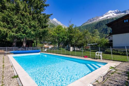 Argentiere Apartment | Résidence le Chardonnet D - Happy Rentals