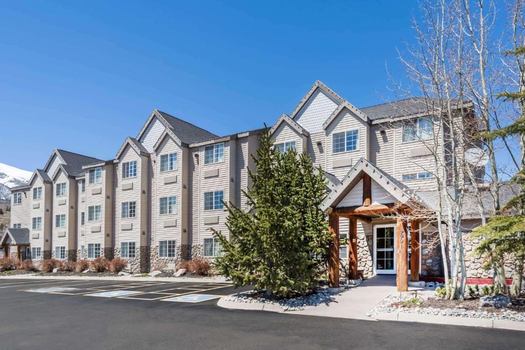Frisco Hotel | Ramada by Wyndham Frisco