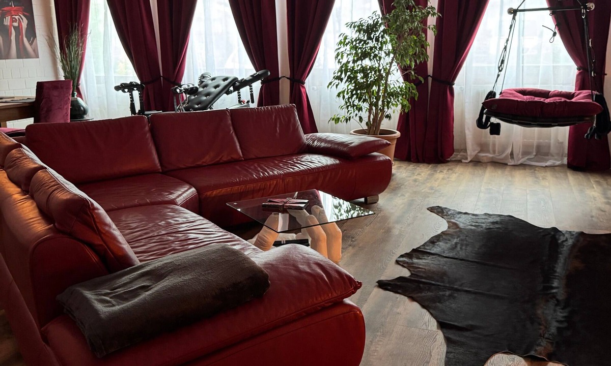Bendorf Apartment | Red Silence I Design Suite near Koblenz I Experience, Not Standard