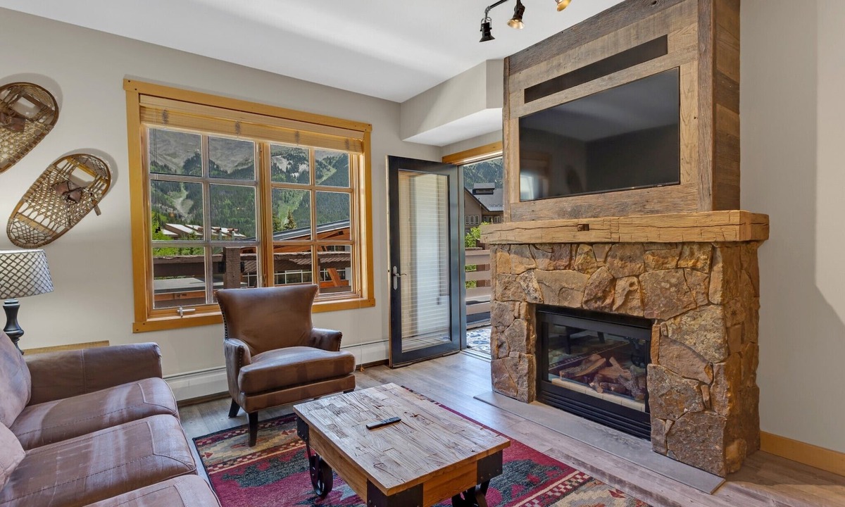 Copper Mountain Village Condo | Remodeled, Walk to the Lifts, 3 Hot tubs/Play Pool