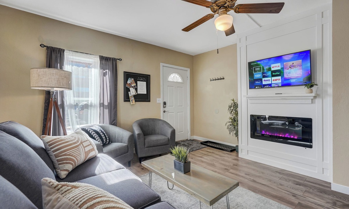 Central Colorado Springs Apartment | Remote Work Ready Prime Downtown Spot