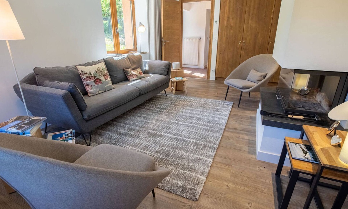 Les Allues Ski Chalet | Renovated chalet with fireplace and covered parking in a quiet area