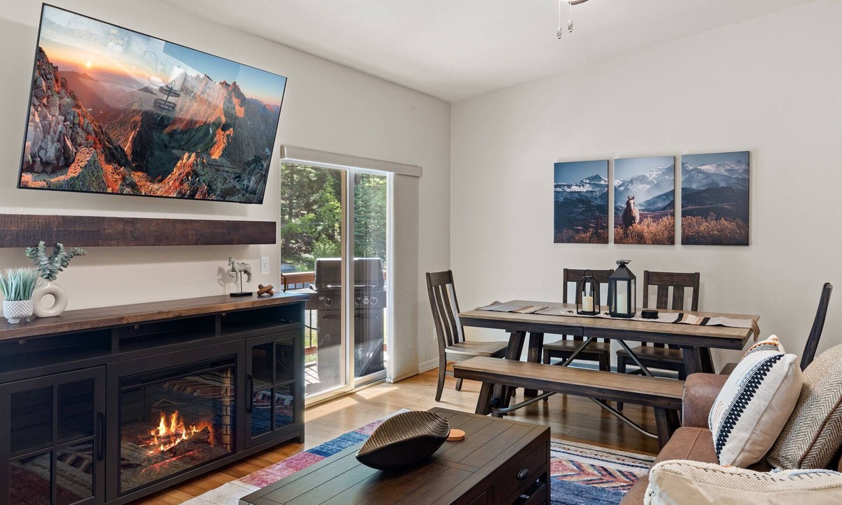Ouray House | Rivers Edge Retreat | In-Town Townhouse | Sleeps 6