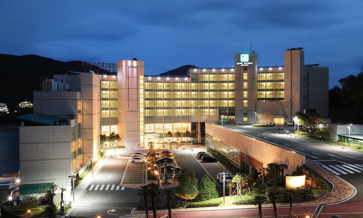 Irun-myeon Hotel | Riviera Hotel Geoje