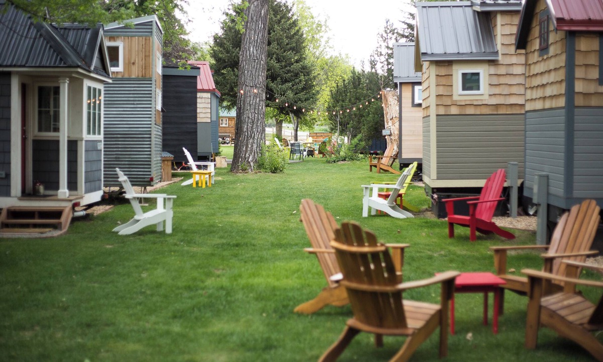 Lyons Resort | Rocky Mountain High-Mountain Magic + Eclectic Decor in a One-of-a-Kind Tiny Stay