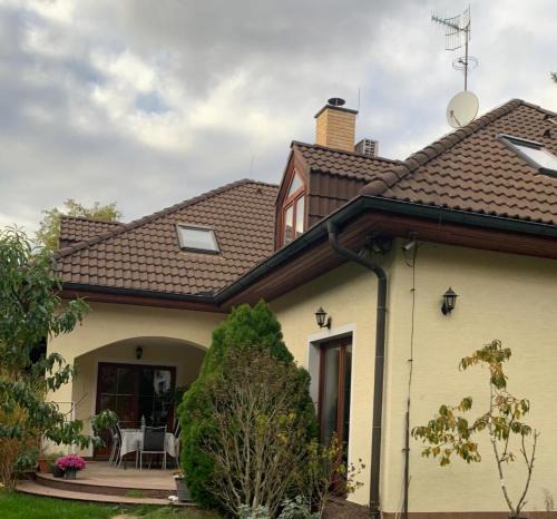 Prague 8 Villa | Rodinný dům Praha 8, Kobylisy