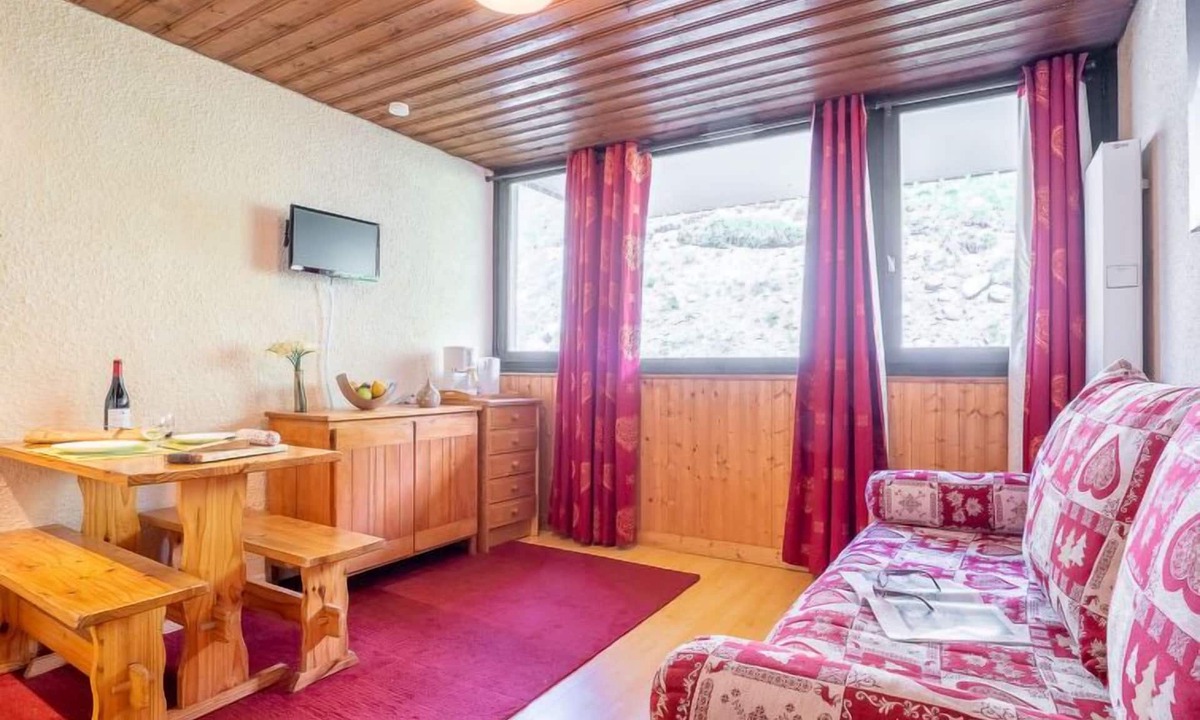 Val-Thorens Apartment | Sérac B4 by Interhome