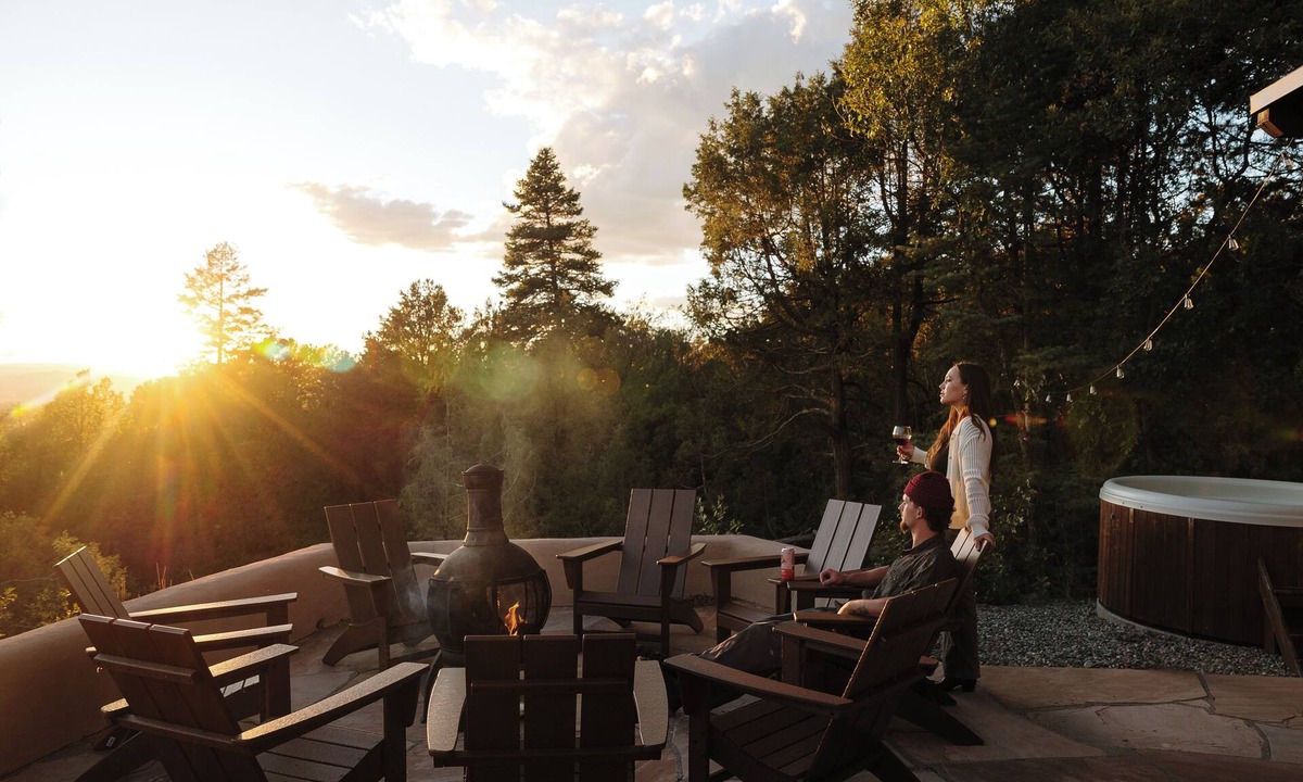 Arroyo Seco Cabin | Salto Retreat, Valley Views, HotTub, Patio, Hiking