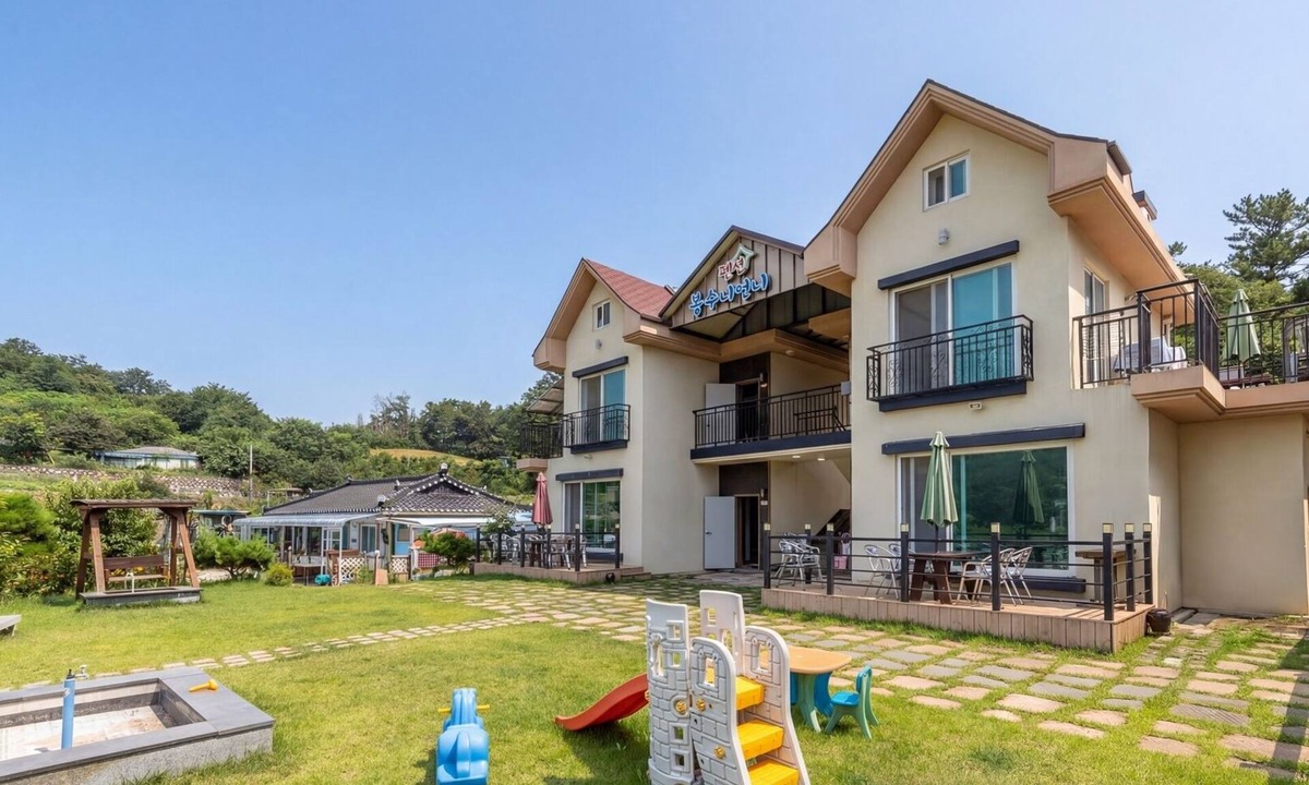 Donghae House | Samcheok Bongsuni-unni Pension