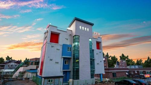 Samcheok House | Samcheok Jangho Good Morning Pension