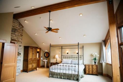 Granby House | Scenic Mountain Retreat in Fraser